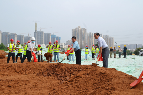 1594375197125531.jpg B 武漢南路8路公交首末站開(kāi)工.jpg