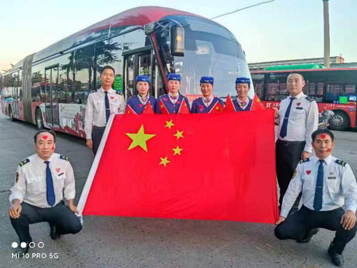 洛陽(yáng)公交人用優(yōu)質(zhì)服務(wù)為假期出行保駕護航