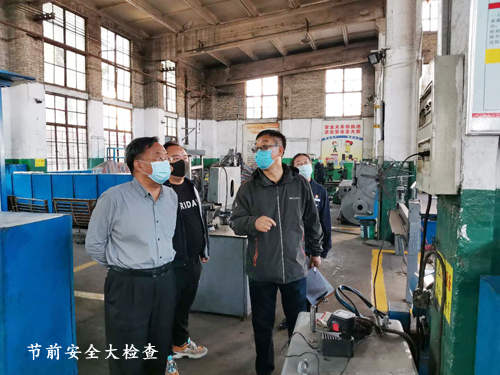 勞動(dòng)節里公交忙