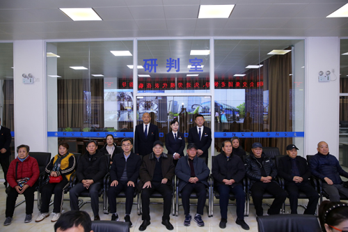 洛陽(yáng)公交集團舉辦成立70周年座談會(huì )01